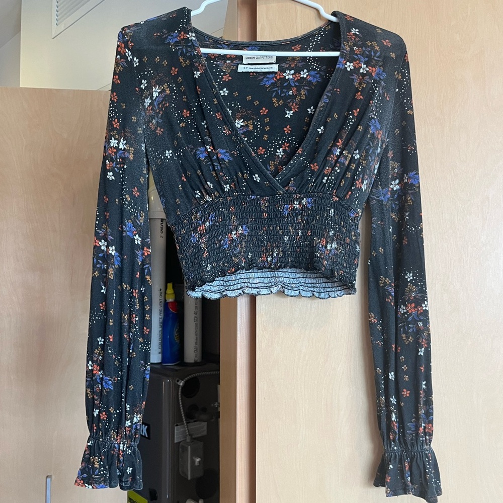 UO - Urban Outfitters Taran Smocked
Surplice Top. Black with pattern. Size small - Picture 2 of 6